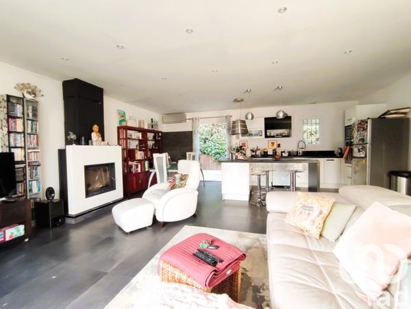 Maison à vendre 7 pièces 124 m² Le Revest-les-Eaux