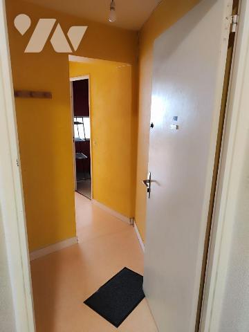 A VENDRE QUARTIER BOURG L'EVEQUE - Appartement T2 - Metro - Venez découvrir à la vente ce bel a...