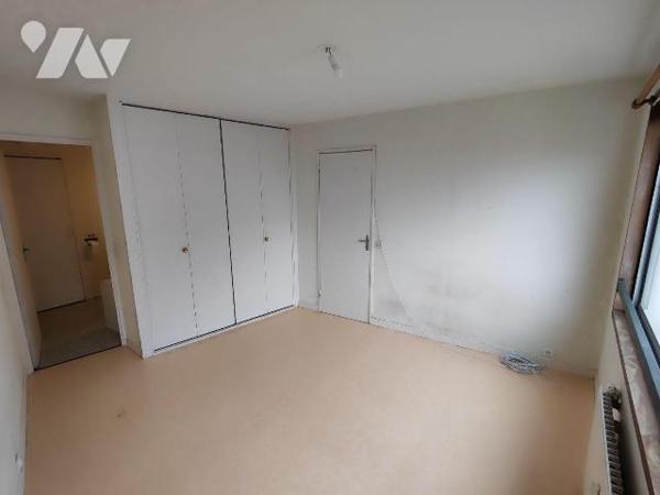 A VENDRE QUARTIER BOURG L'EVEQUE - Appartement T2 - Metro - Venez découvrir à la vente ce bel a...