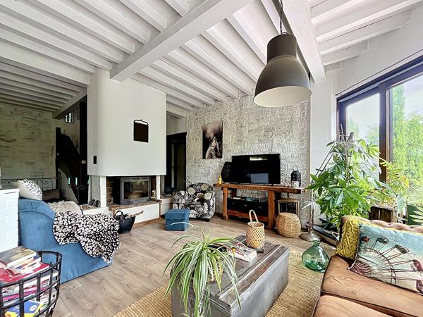 EXCLUSIVITE - MAISON DE 189 M² SUR 1314 M² DE TERRAIN AVEC PISCINE