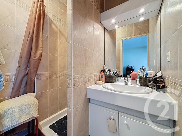 Appartement F3 à vendre  3 pièces - 80,33 m 2   BOURGOIN JALLIEU  - 38
