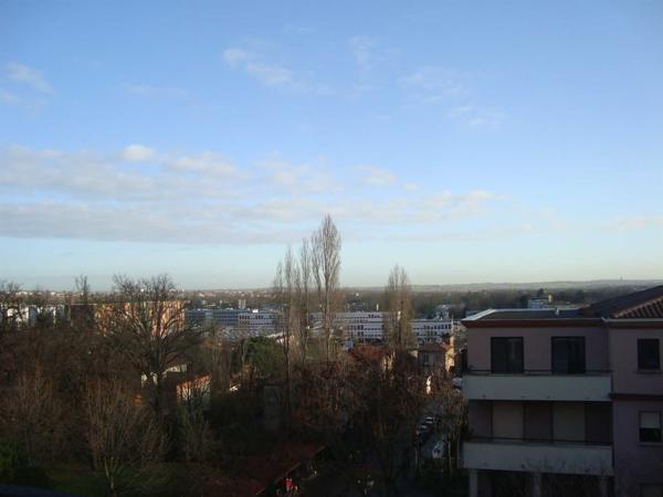 Appartement t3 terrasse et place de parking