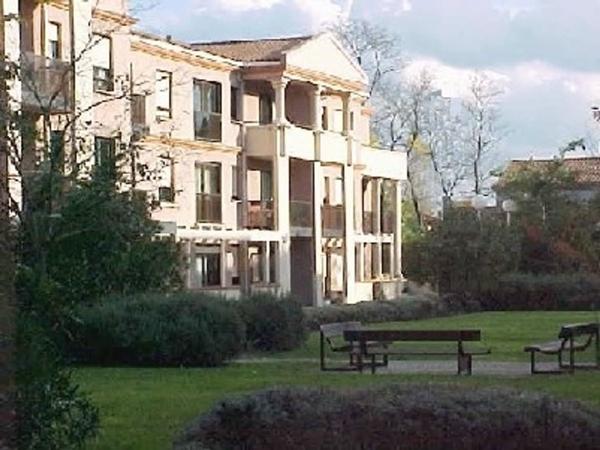 Appartement t3 terrasse et place de parking