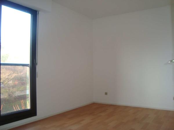 Appartement t3 terrasse et place de parking