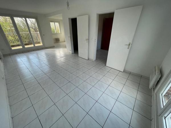 A LOUER : Maison à ARMENTIERES • Avenue Marc Sagnier - LAC DU PRES DE HEM • 985 € CC • Réf. 583-001