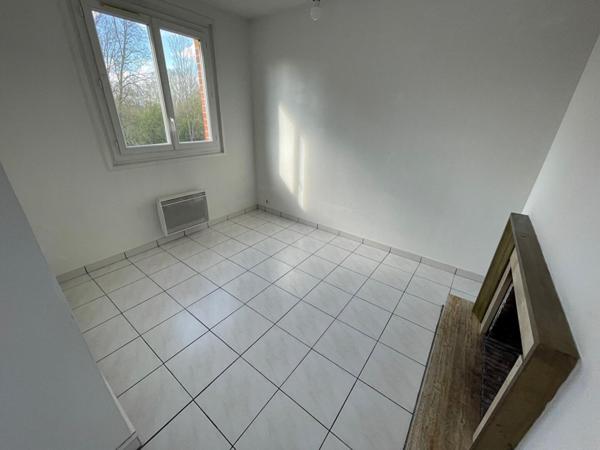 A LOUER : Maison à ARMENTIERES • Avenue Marc Sagnier - LAC DU PRES DE HEM • 985 € CC • Réf. 583-001