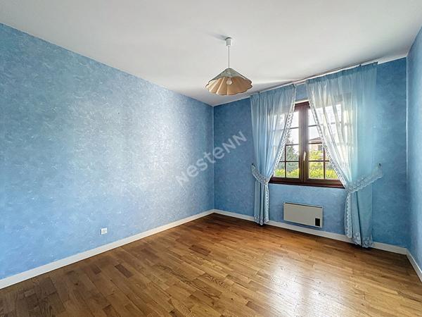 Maison spacieuse a vendre a Poitiers - 5 chambres et grand jardin !