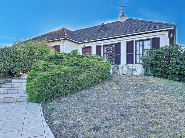 Maison spacieuse a vendre a Poitiers - 5 chambres et grand jardin !