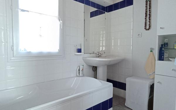 Appartement à vendre    2 pièces • 48,10 m2 Saint-Martin-de-Ré