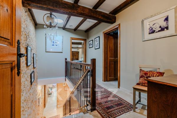 Propriété de caractère 460 m² – 6 chambres – domaine de 5,7 hectares avec piscine – maison historiqu