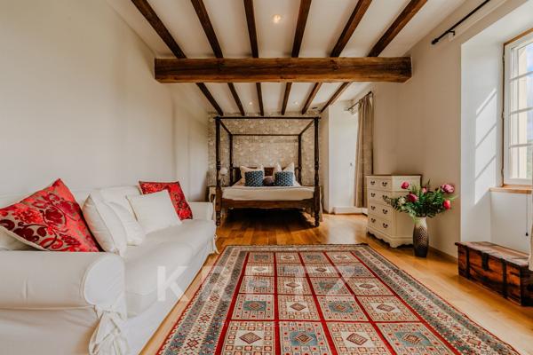 Propriété de caractère 460 m² – 6 chambres – domaine de 5,7 hectares avec piscine – maison historiqu