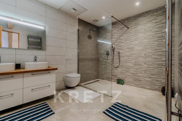 Propriété de caractère 460 m² – 6 chambres – domaine de 5,7 hectares avec piscine – maison historiqu
