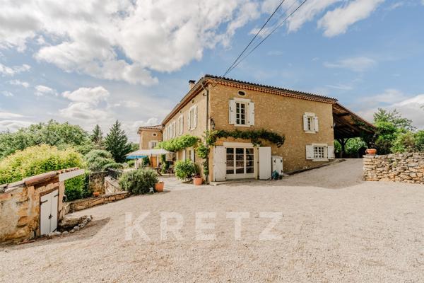 Propriété de caractère 460 m² – 6 chambres – domaine de 5,7 hectares avec piscine – maison historiqu