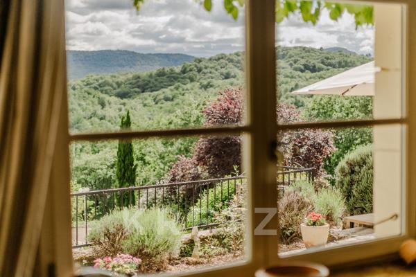 Propriété de caractère 460 m² – 6 chambres – domaine de 5,7 hectares avec piscine – maison historiqu
