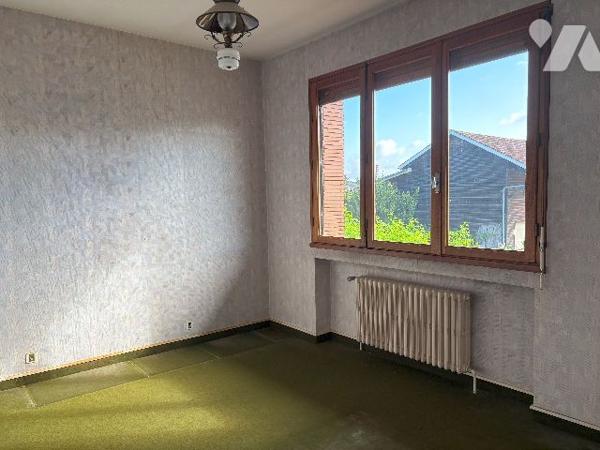 Tonneins- A pied des commerces, cette villa cossue avec parc, ne manquera pas de vous séduire !