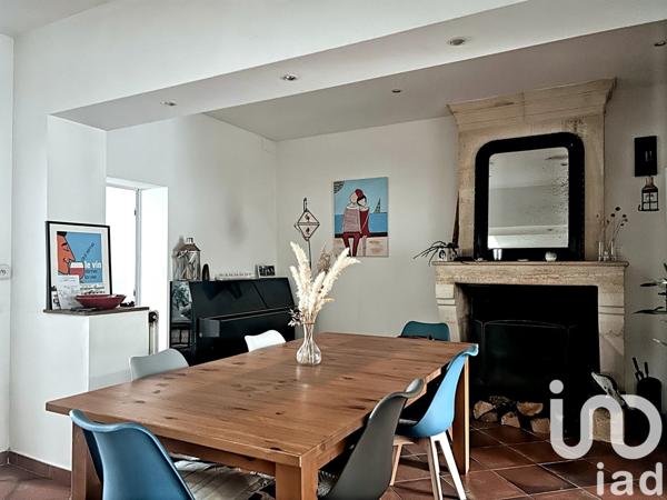 Maison à vendre 6 pièces 127 m² Saint-Médard-de-Guizières