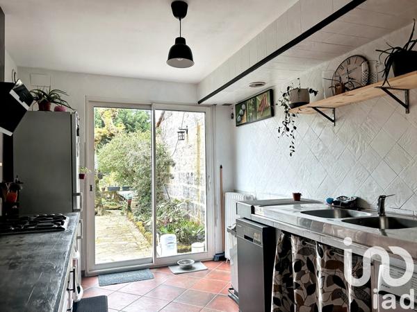 Maison à vendre 6 pièces 127 m² Saint-Médard-de-Guizières
