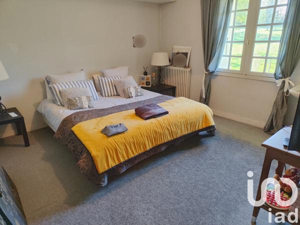 Maison 12 pièces de 388 m² à Ansac-sur-Vienne (16500)