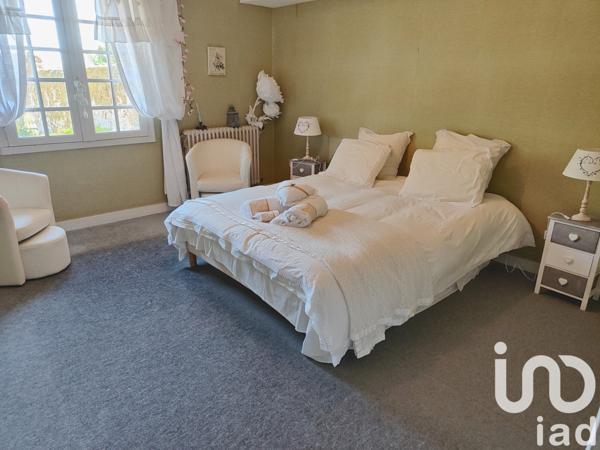 Maison 12 pièces de 388 m² à Ansac-sur-Vienne (16500)