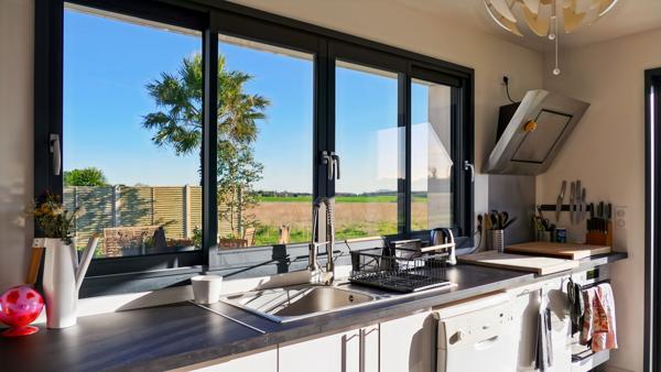 Maison 6 pièces Cozes 15mn de Royan récente environnement calme et naturel