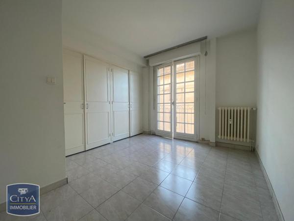 Appartement à louer 4 pièces 123.55m²