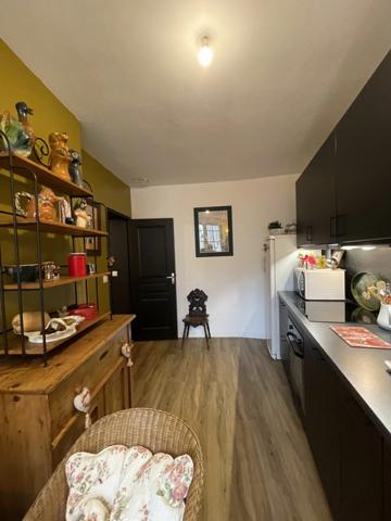 Au coeur du Saumur Historique Appartement rénové de 92m2 situé au 1er étage d'une petite copropriété -3 chambres.