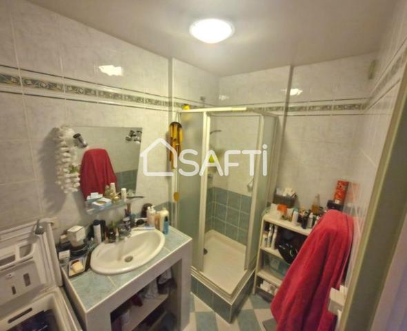 appartement en bel état avec parc végétalisé privatif