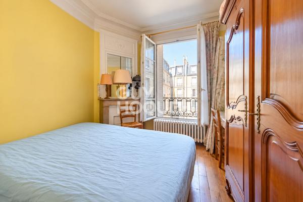 PARIS 12ÈME - DAUMESNIL / PLACE FÉLIX ÉBOUÉ - 4 PIÈCES - 78 M² - CHARME DE L'ANCIEN - ÉTAGE ÉLEVÉ AVEC ASCENSEUR