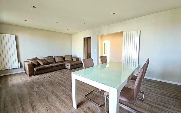 Appartement à vendre    4 pièces • 92 m2 Chambourcy