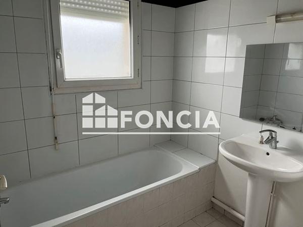 Location Appartement 2 pièces 35 m² - 10 RUE DE LAUNAY Chilly - Mazarin 91380