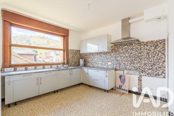 Maison à vendre 4 pièces 188 m² Decazeville
