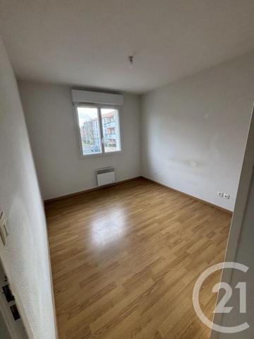 Maison à vendre  4 pièces - 87,74 m 2   CHALLANS  - 85
