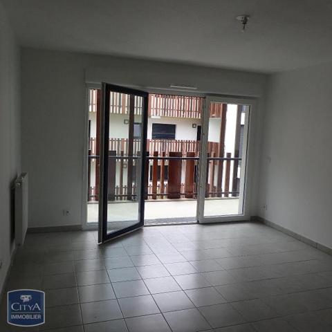 Appartement à louer 2 pièces 44.4m² Lormont (33310)