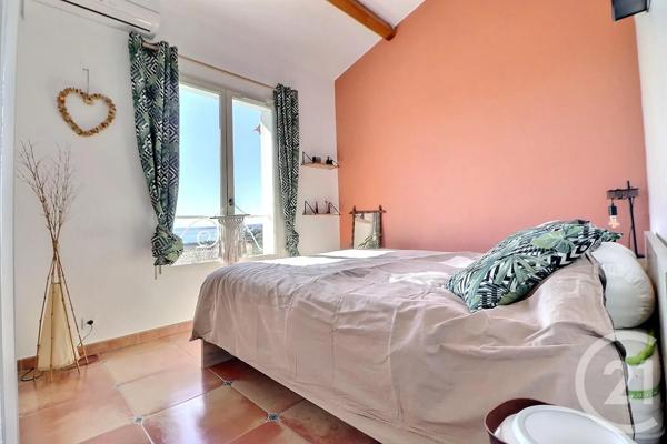 Maison à vendre  4 pièces - 97,94 m 2   LES ISSAMBRES  - 83