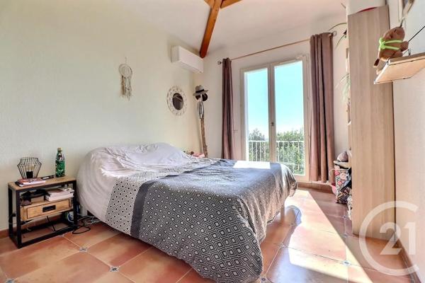Maison à vendre  4 pièces - 97,94 m 2   LES ISSAMBRES  - 83