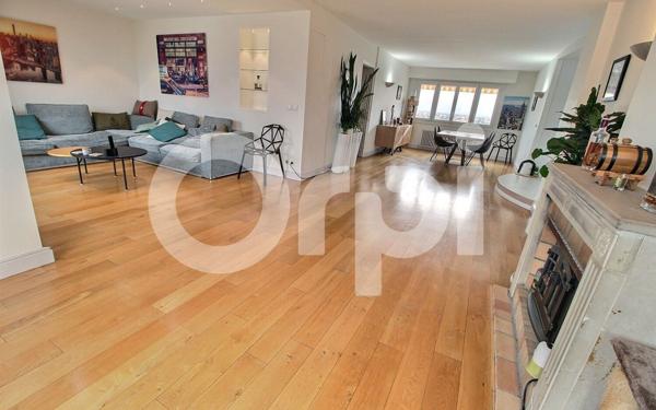 Appartement à vendre    4 pièces • 129,33 m2 Annemasse