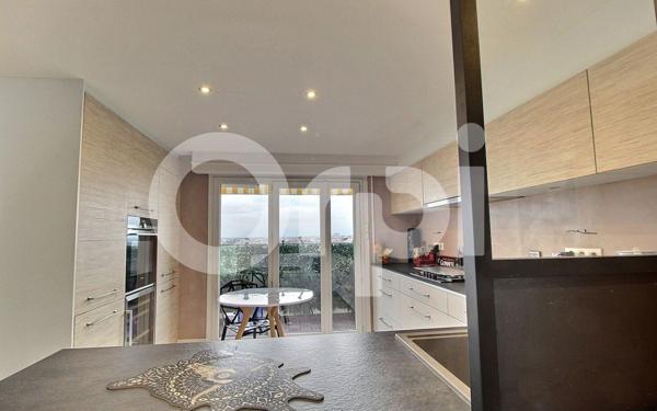 Appartement à vendre    4 pièces • 129,33 m2 Annemasse