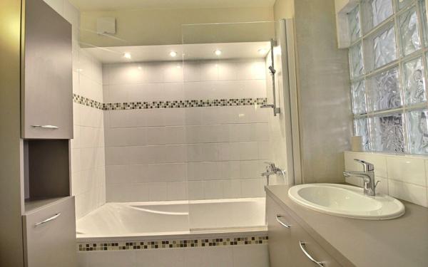 Appartement à vendre    4 pièces • 129,33 m2 Annemasse