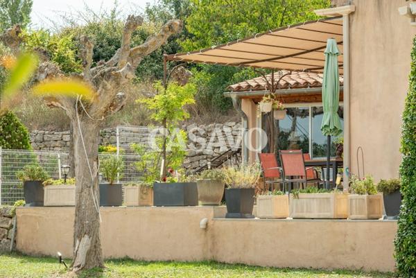 Vente Maison 7 pièces de 176m² - 13540 Aix-en-Provence
