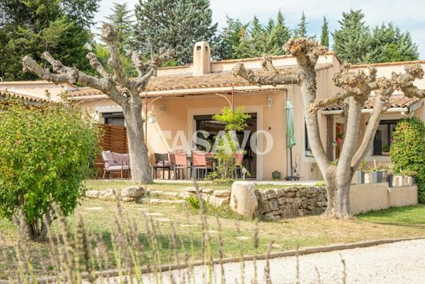 Vente Maison 7 pièces de 176m² - 13540 Aix-en-Provence