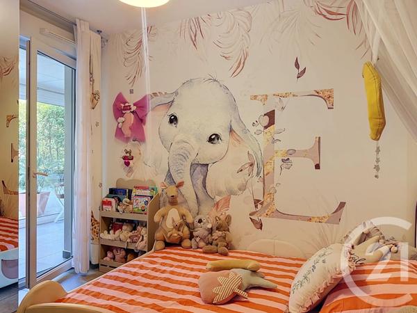 Appartement F3 à vendre  3 pièces - 96,90 m 2   ANTIBES  - 06