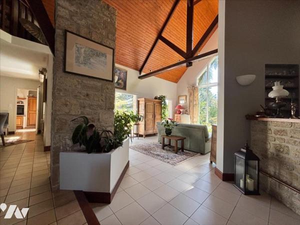 GRANDE MAISON D'ARCHITECTE A VALOGNES