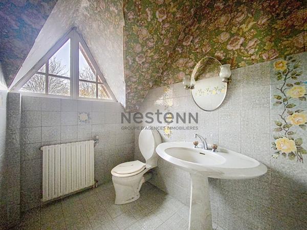 Propriété rare conjuguant maison familiale et ancienne grange à seulement 15 minutes de Limoges