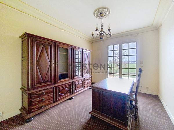 Propriété rare conjuguant maison familiale et ancienne grange à seulement 15 minutes de Limoges