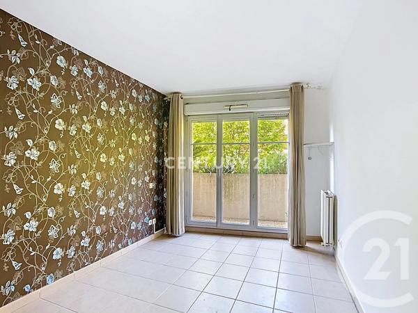 Appartement F4 à vendre  4 pièces - 80,06 m 2   AUBAGNE  - 13