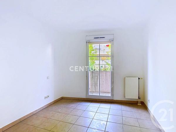 Appartement F4 à vendre  4 pièces - 80,06 m 2   AUBAGNE  - 13