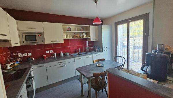 Maison à SARTROUVILLE, 78500 - 5 pièces 101m²