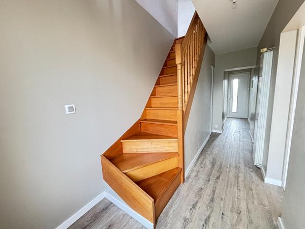 Belle maison 4 chambres rénovée proche centre de La Flèche !