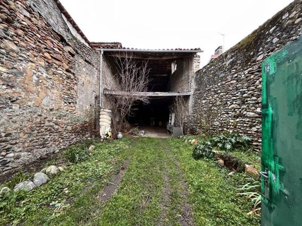 Maison à vendre |  Miramont-de-Comminges |  6 pièces | 185 m²