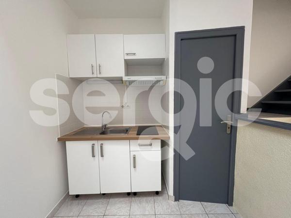 Location 2 Pieces 32 80000 Amiens 25 1658 01 0115